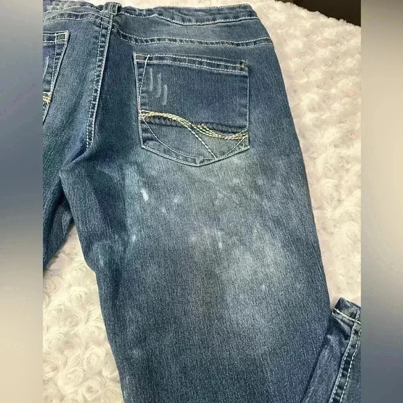 Blue Faith Women’s Skinny Distressed Blue Jeans - Picture 5 of 14